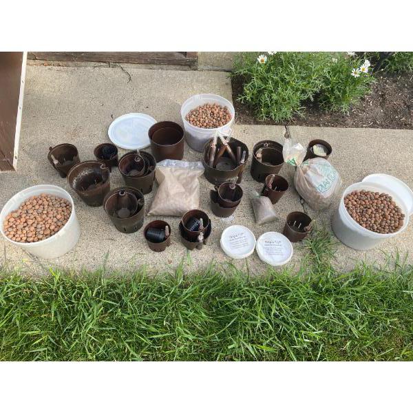 No Soil - Hydroponic Growing System - Planting Pots, Water Gauges, Clay Pebbles, Nutrient For Water 