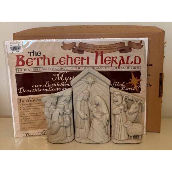 Carruth Studios Concrete Nativity Scene (7.5T) w/ Bethlehem Harold 