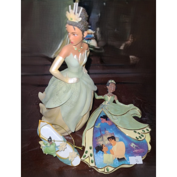 Disney: "Tiana" Figurine 9 T, also Includes Ornaments
