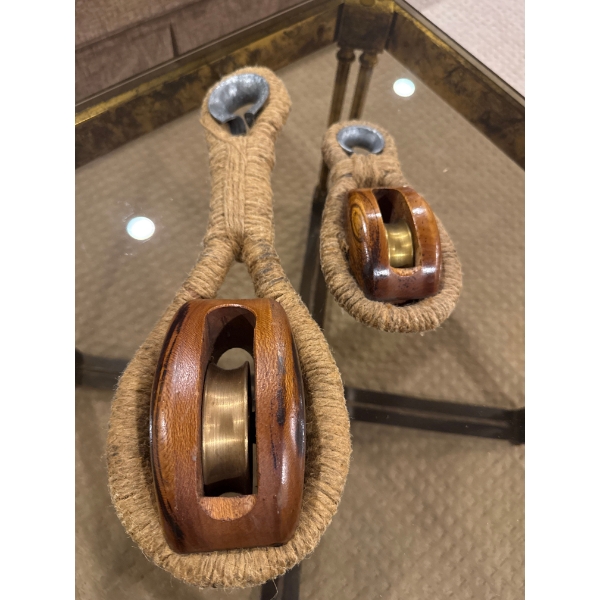 Pair of Rope Stropped Wooden Block/Pulley For Sailing 