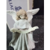 Image 2 : Lladro Figurine "Angel Tree Topper" 5.5 W, 7 T w/ Box 