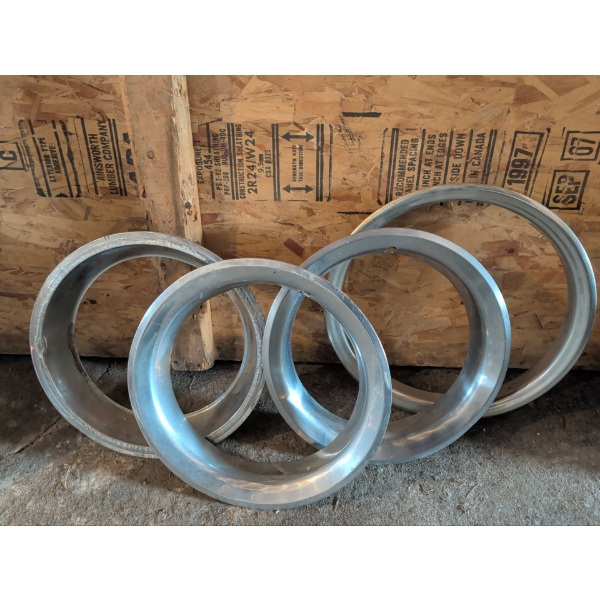 Vintage Automotive Wheel Trim Rings 'Beauty Rings' For Classic Vehicles