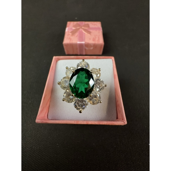 14k Gold Ring with Green and Clear Stones
