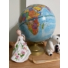 Image 4 : Home Decor Collection Including Wind Up Muscial Doll, Globe, Wooden Decor Bird Pen Holders & More 