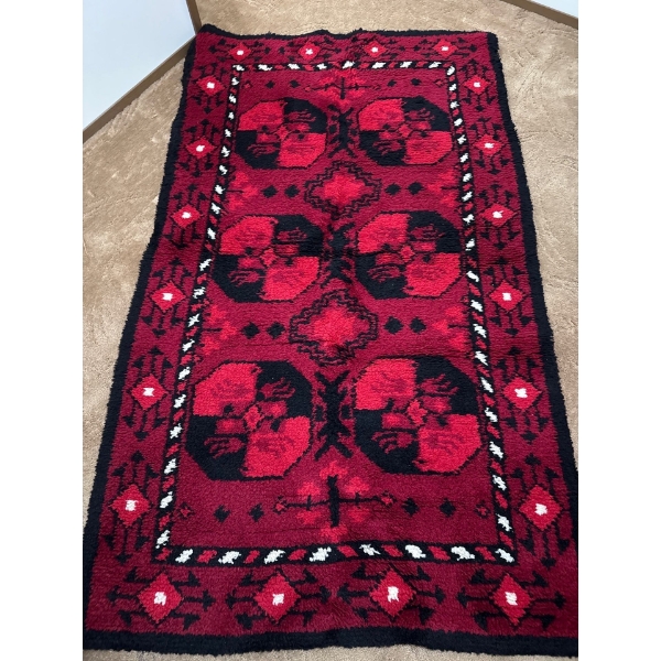 Wool Carpet 76L x 45W