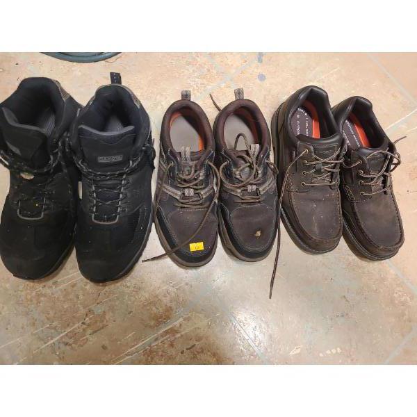 Men's Shoes, 2 Pairs of 9.5 and 1 Pair of Black Shoes Size 10 