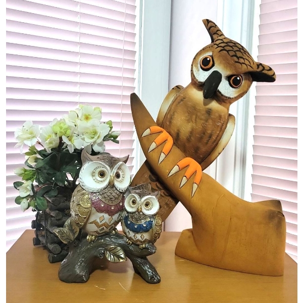 A Gang Of Perched Hooters 16T w/ Faux House Plant 