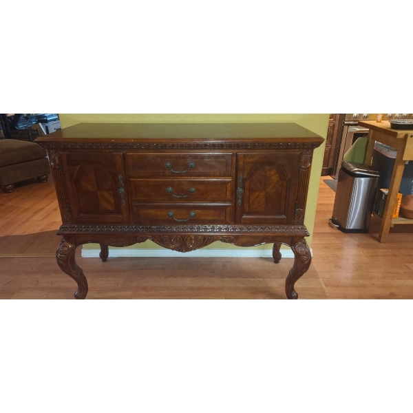 HS Appartment Size Sideboard 52L x 20D x 38T