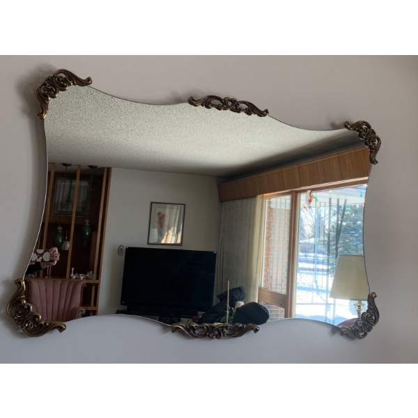 Beautiful Antique Mirror 51x32