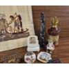 Image 3 : Collection Including Papyrus Artwork, Miniatures, Plate, and Accessories