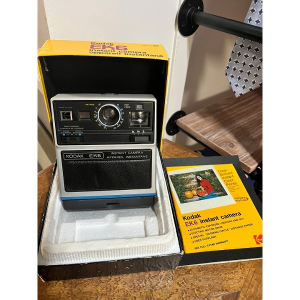 Kodak instant camera EK6
