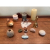 Image 1 : Assortment of decor