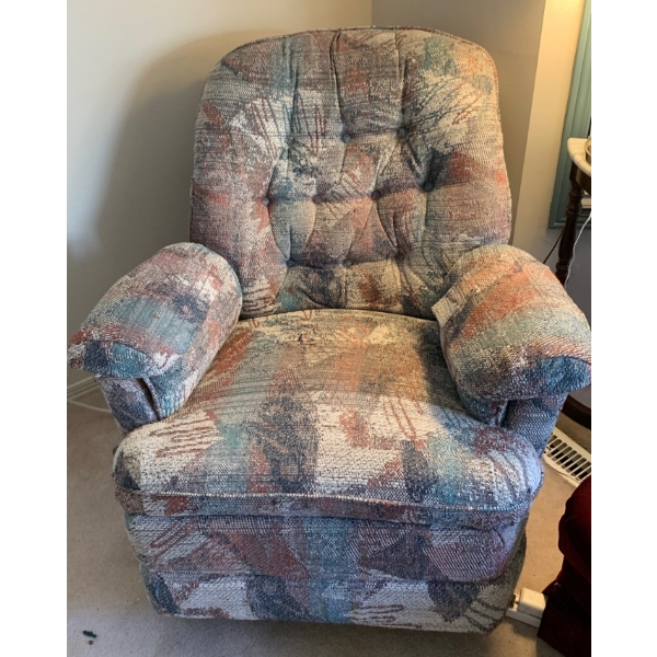 Vintage Printed Reclining Glider 33x34x31 