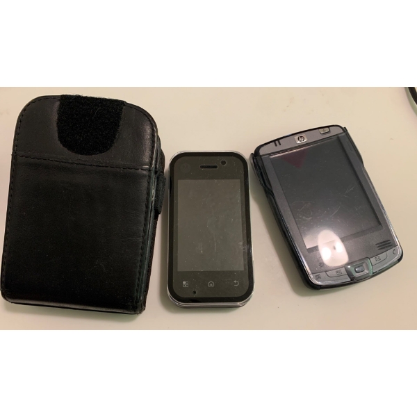 Vintage Devices - Motorola Flip Phone & HP iPAQ for Windows 