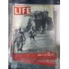 Image 5 : Antique Life Magazines