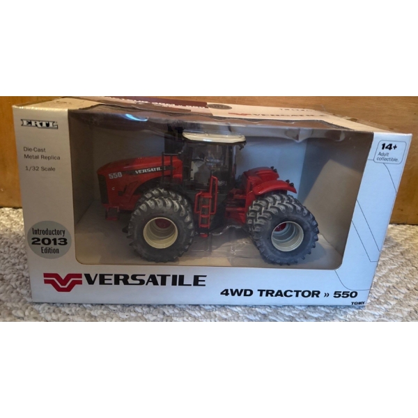 New Diecast Metal Replica Of A Versatile 550 4WD Tractor 1/32 Scale 