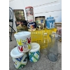 Image 3 : Huge Christmas wreath, adorable dog clock, vintage tins, bottles and jars. 