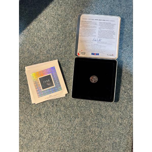 The Official Millennium Keepsake 1999-2000 (2)