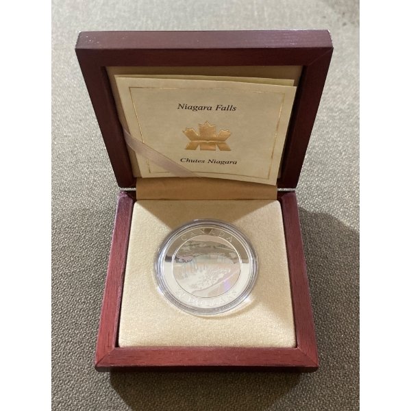 2003 Canada $20 Silver Coin Featuring Niagara Falls With Box and COA