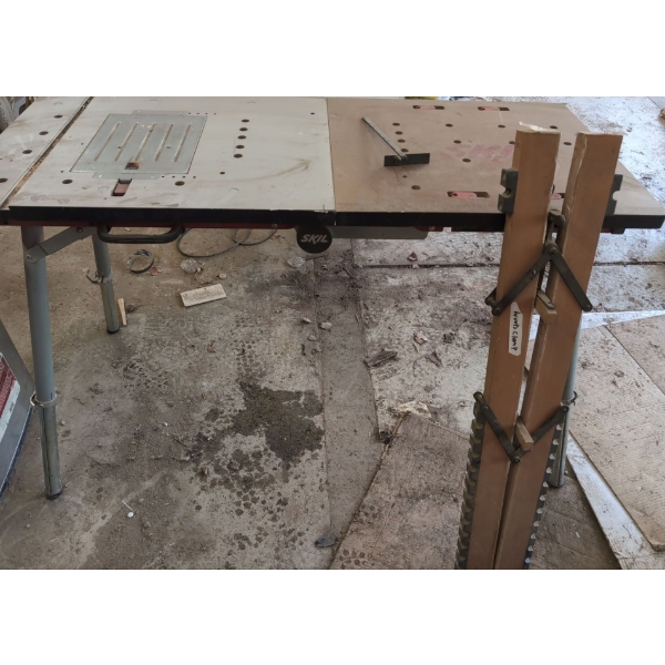 Skil Professional Work Table,  3100 X-Bench, Pantene PM-030-073 w/ Wooden Clamp - 53W, 32T	