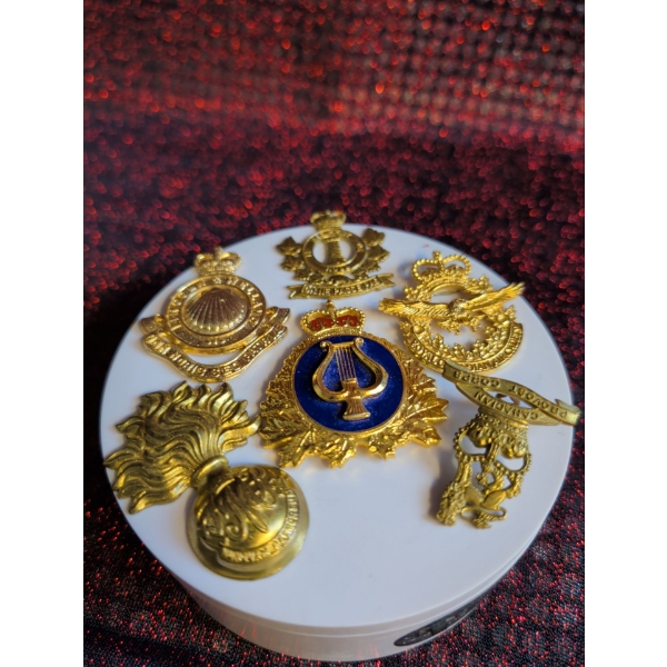 Canadian Military Cap Badges and War Badges