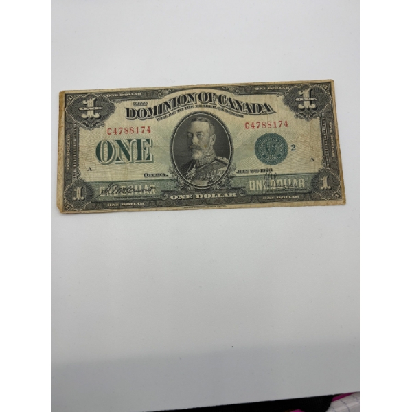  1923 Dominion of Canada one dollar bank note in nice condition Ser # C4788174 
