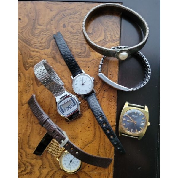 Vintage Ladies Wrist Watch Collection