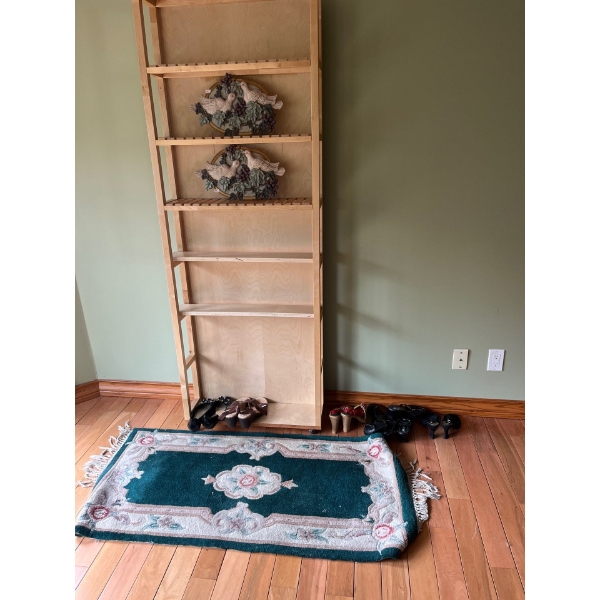 Shelf With Small Had Woven Carpet Shoes & 2 Doves In A Pair Tree