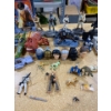 Image 3 : various star wars collectibles