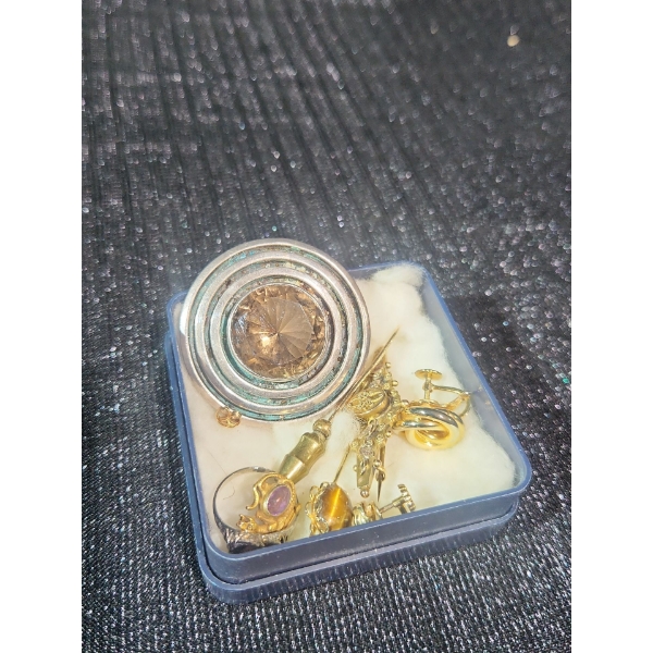 Beautiful Assorted Jewellery 