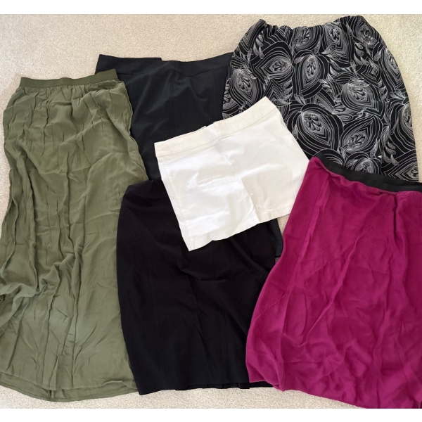 Ladies Summer Collection - 6 Versatile Skirts Size L