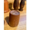 Image 4 : Lot of Mid Century Modern and Vintage Salt and Pepper Shaker/ Grinders