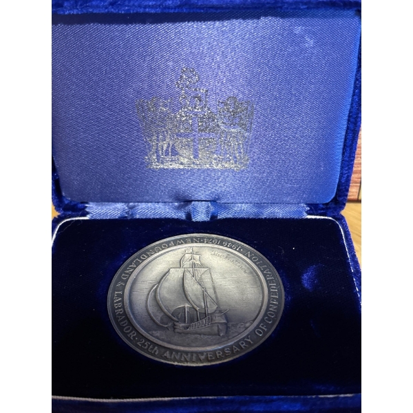 1974 Newfoundland 25th Anniversary of Confederation 2oz. Silver Medal in Case