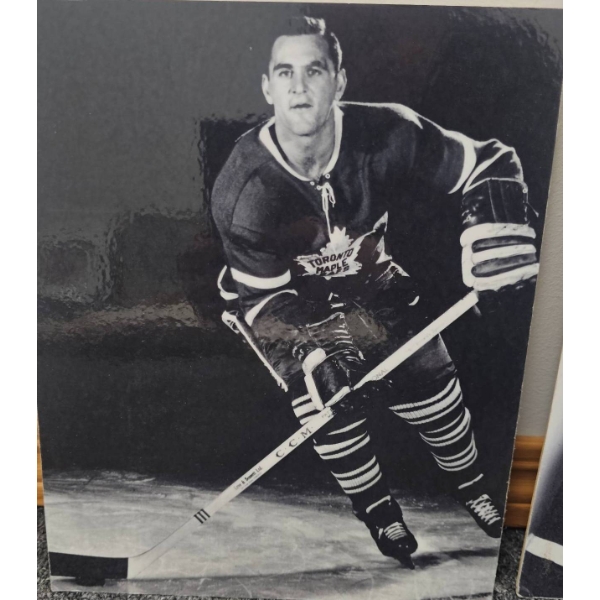 Toronto Maple Leafs Vintage Photos Featuring Players and Team Moments