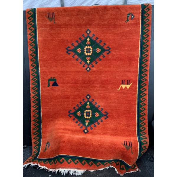 Gorgeous Orange/Red Rug - ~74W, 110L 