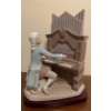 Image 4 : LLADRO Porcelain  'Young Sebastian Bach' Figure w/ Wooden Base No. 1509 - 7.5W, 11.5T 