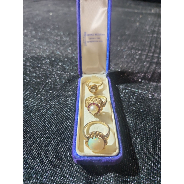 3 Gorgeous Gold Rings