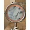 Image 6 : Vanity Mirrors and Perfume Bottle