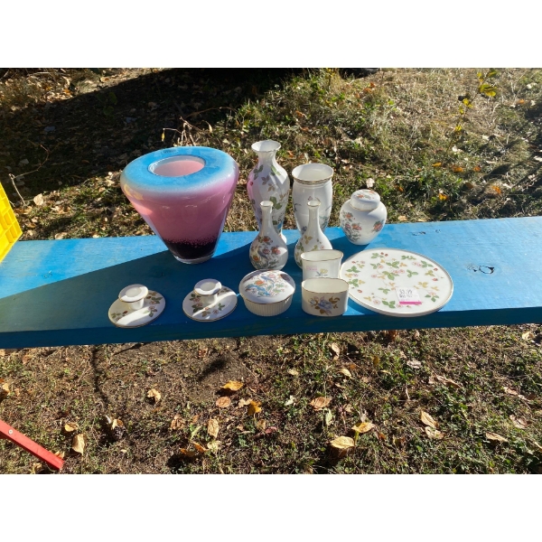 China & Crystal Vases