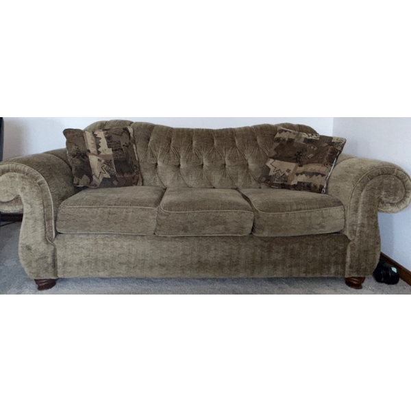 Luxury Oversized Plush Sofa - Tufted Olive Upholstery 83x41x40 3 Seater 