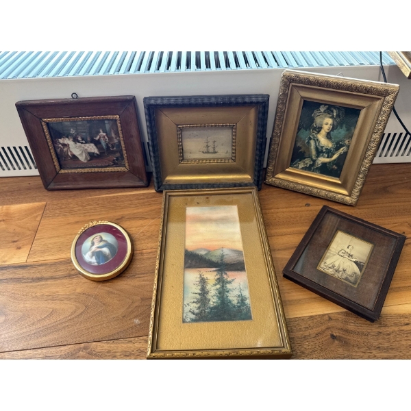 Classic Antique Art Pieces 9T