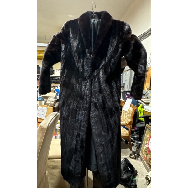 Mink Fur Coat - Size L/XL