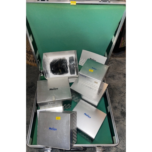 NEW MAMIYA Accessories In Hard Shell Travel Case -SEKOR C RB67 & More