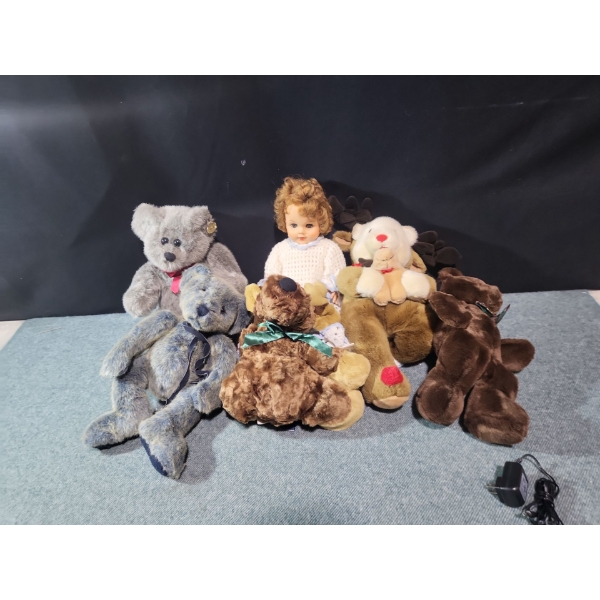 Stuffed Animals & Dolls
