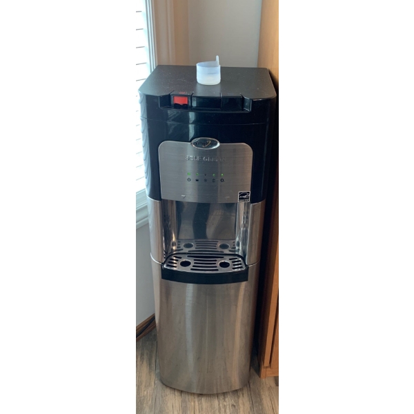 Whirlpool Bottom Loading Electric Water Cooler w/ Heat