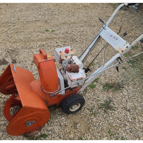 Ariens Model 922003 Snowblower (Not Running/ Repairs Required) 20 W, 63 D, 38 T
