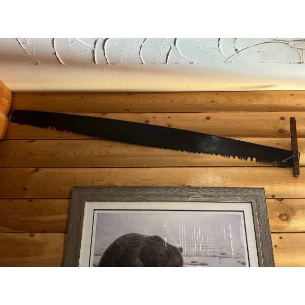  Antique saw beautiful wall hanger