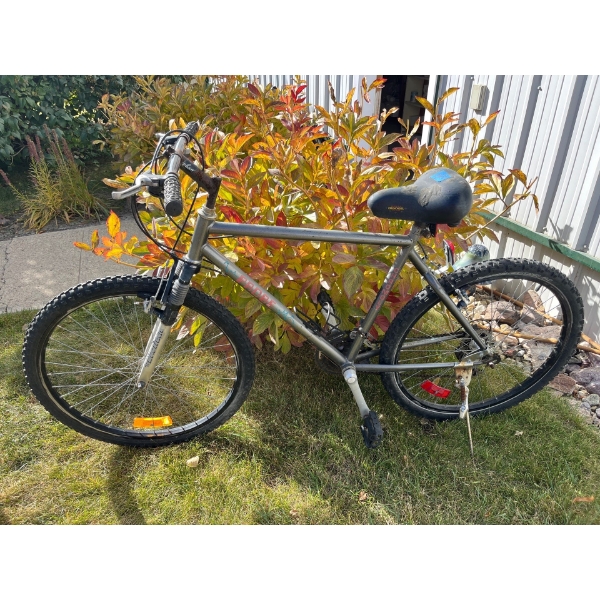  PROBE Kamali mountain bike Shimano equipped front and back quick release with front suspension