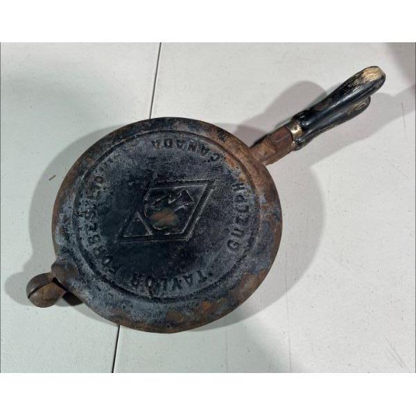 Vintage Taylor Forbes Cast Iron Waffle Iron