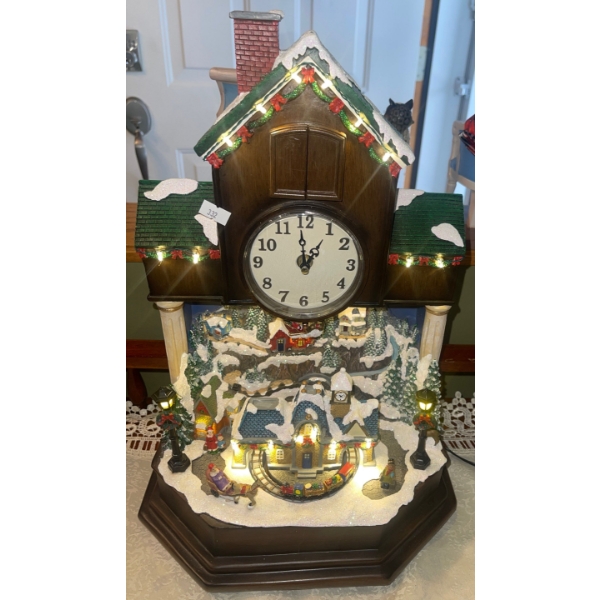 Christmas Clock Musical Village 16T Train Goes Arround